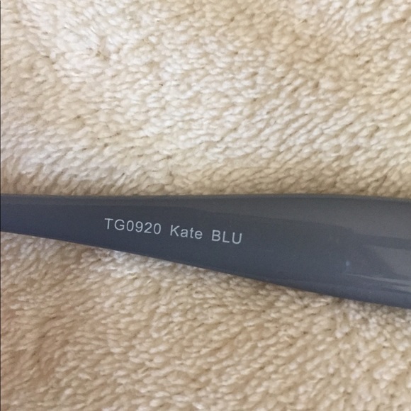 EUC! 2 pair of foster grant readers ππ€ - Picture 4 of 9